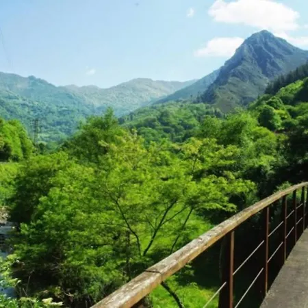 Ferienhaus Casa Ferreira, Senda Del Oso Oviédo